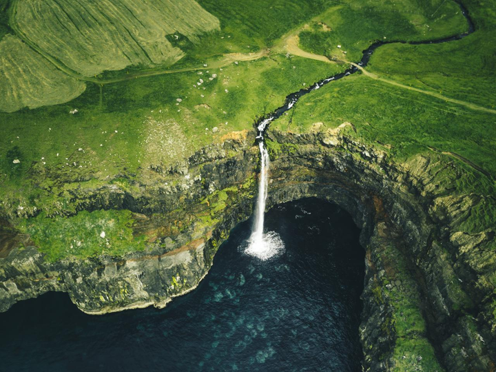 Quần đảo đẹp siêu thực như bước ra từ bối cảnh phim Hollywood - 3