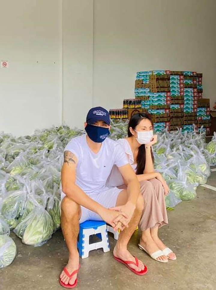 Công Vinh và niềm đam mê dép xỏ ngón, đi sao kê trước nửa triệu người vẫn tự tin - 4