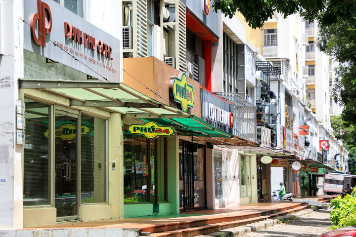 TS Vũ Thành Tự Anh cảnh báo về thiệt hại của kinh tế TP.HCM - 2