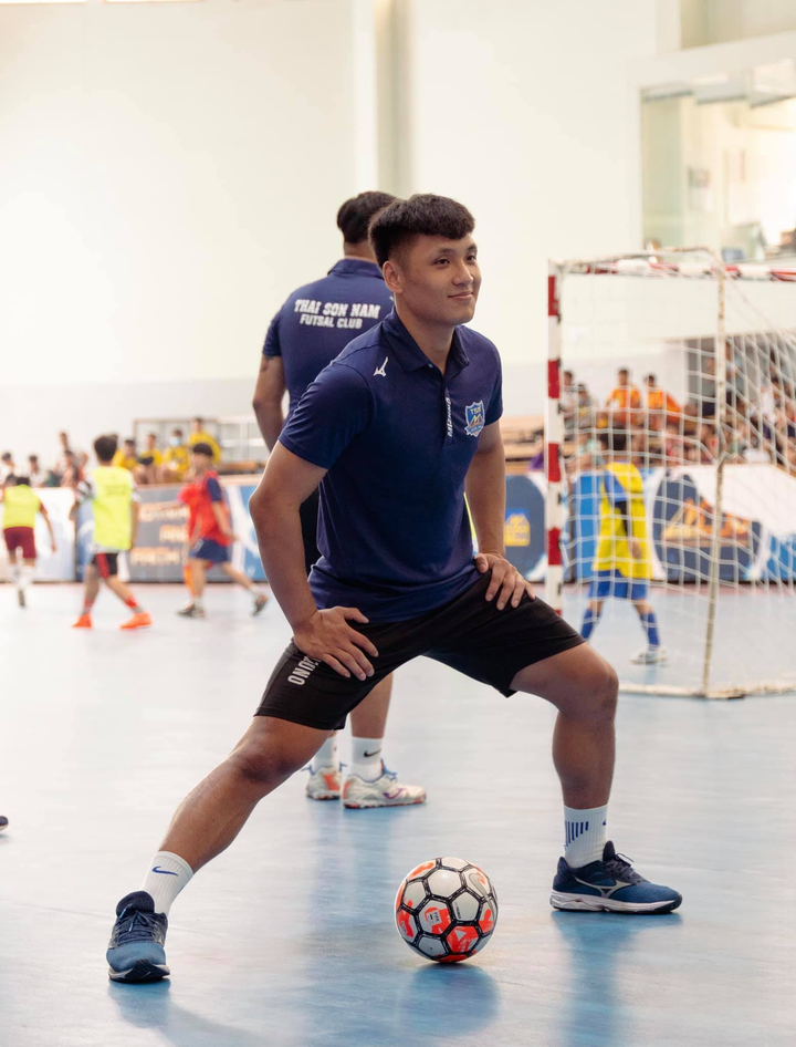 Chàng thủ môn góp công giúp tuyển Việt Nam thắng nghẹt thở tại World Cup Futsal - 6