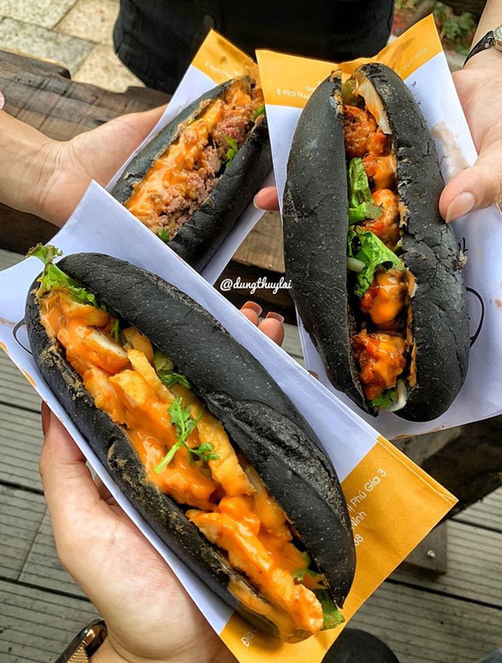 5 món ăn đen tuyền vừa lạ vừa ngon: Phiên bản bánh Trung thu đắt hơn gấp 7 lần - 9