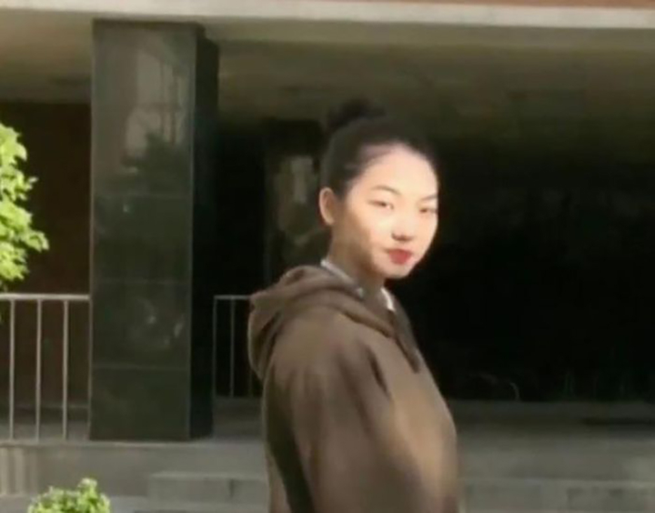 Mỹ nhân Kpop được ví đẹp hơn đồ họa máy tính thực chất là 'sản phẩm dao kéo'? - 6