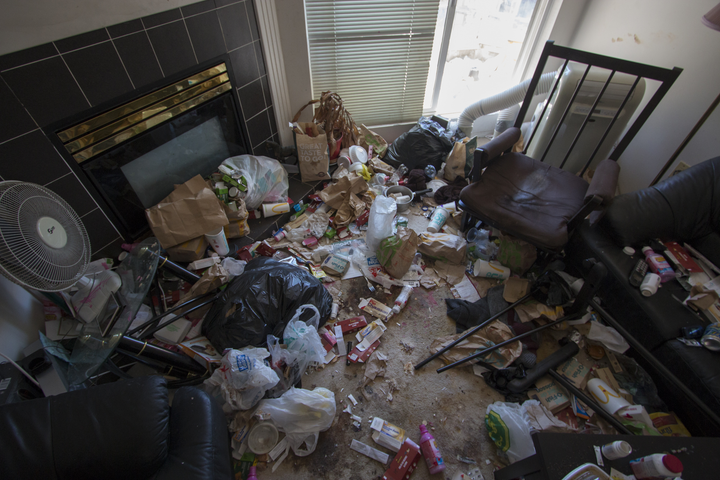 Công việc dọn dẹp đặc biệt không cần bằng cấp, lương tiền tỷ nhưng ít ai dám thử - 4