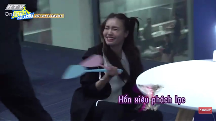 Running Man bị chê nhạt, Lan Ngọc vẫn gây bão với loạt ảnh ‘tự dìm tự chìm’ - 10