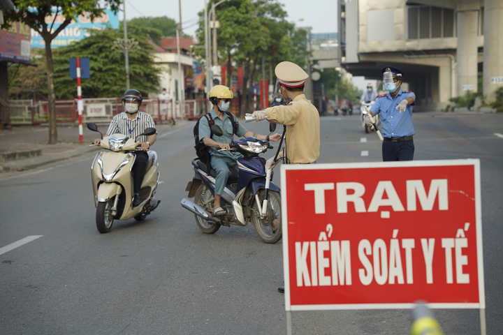 Giãn cách xã hội theo Chỉ thị 15 của Thủ tướng gồm những nội dung gì? - 1