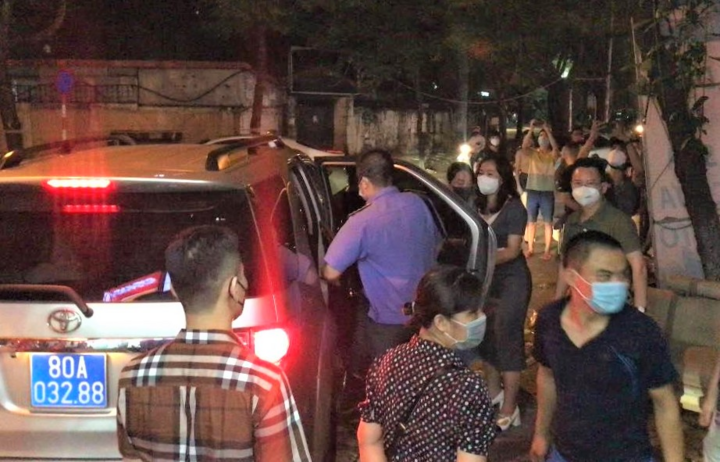 Hà Nội: Bắt thêm 2 cựu đội phó Công an quận Tây Hồ - 1