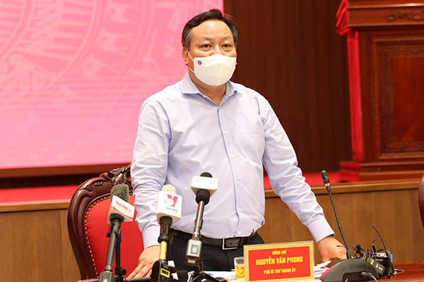 Hà Nội chưa có chủ trương mở cửa ngõ để người dân đi lại bình thường - 1