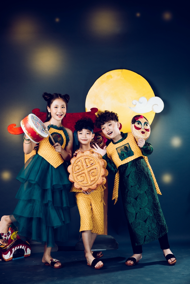 Cháu trai ca sĩ Ngọc Sơn hoá chú Cuội trong bộ ảnh đón Trung thu 2021 - 6