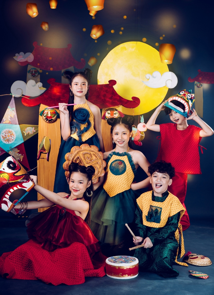 Cháu trai ca sĩ Ngọc Sơn hoá chú Cuội trong bộ ảnh đón Trung thu 2021 - 8