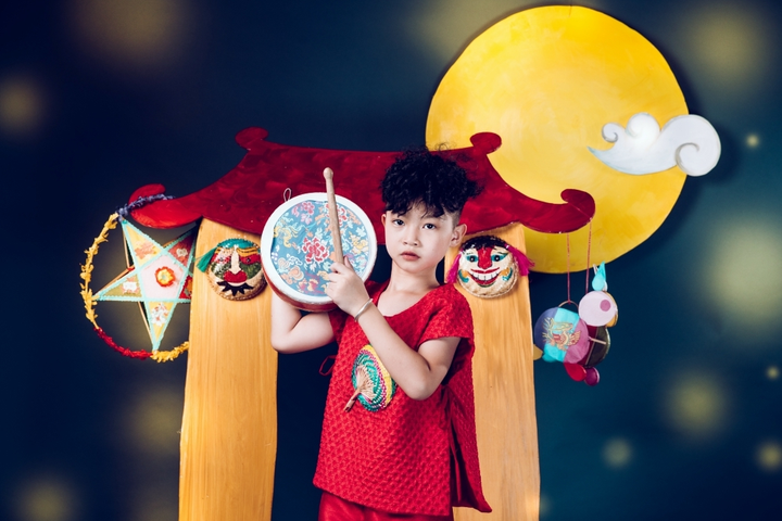 Cháu trai ca sĩ Ngọc Sơn hoá chú Cuội trong bộ ảnh đón Trung thu 2021 - 10