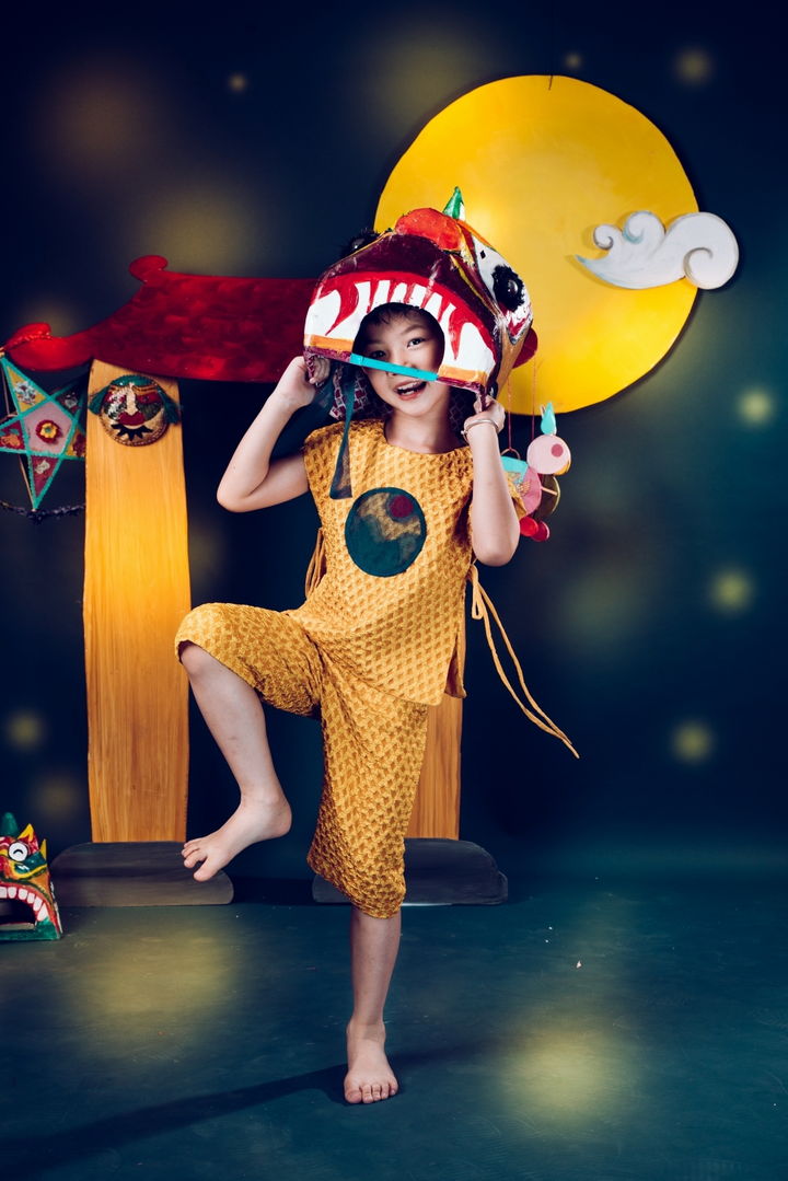 Cháu trai ca sĩ Ngọc Sơn hoá chú Cuội trong bộ ảnh đón Trung thu 2021 - 5