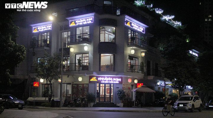 Hình ảnh đối lập ở Quảng Ninh sau ngày khôi phục lại nhiều hoạt động - 9