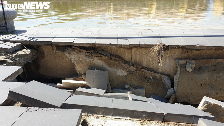 Ảnh: Kè hàng trăm tỷ đồng sụt lún, nhà dân trong khu phố cổ Hội An bị uy hiếp - 5