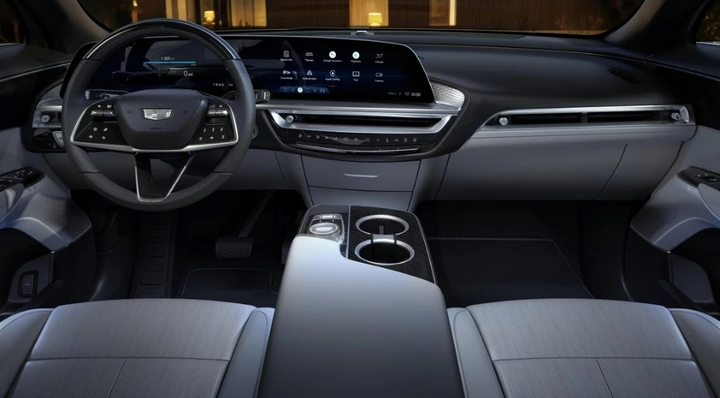 Chi tiết mẫu SUV điện Cadillac Lyriq 2023 'cháy hàng' sau hơn 10 phút mở bán - 4