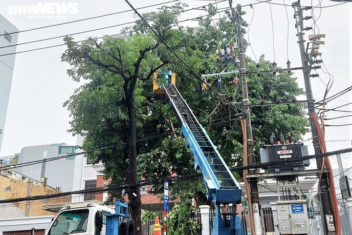 Các tỉnh miền Trung - Tây Nguyên gấp rút chuẩn bị ứng phó với bão số 6 - 3