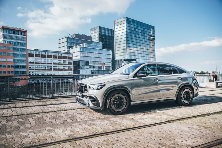 Mercedes-AMG GLE Brabus 900 Rocket - chiếc SUV nhanh nhất thế giới - 9