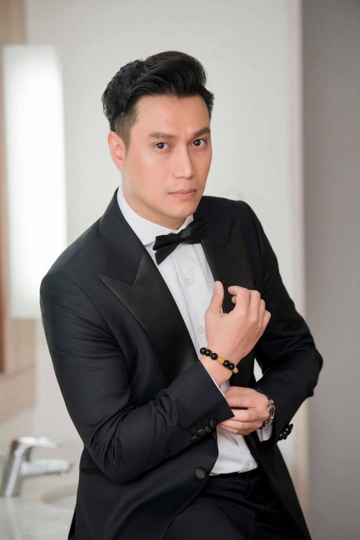 Vì sao Việt Anh 'Người phán xử' quyết định phẫu thuật thẩm mỹ?