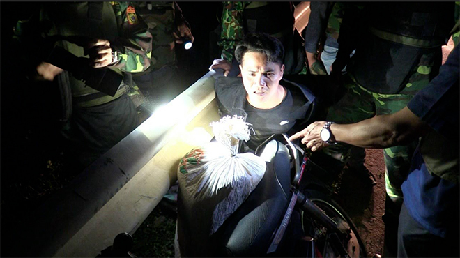 Nhận án tử hình vì vận chuyển 180.000 viên hồng phiến - 1