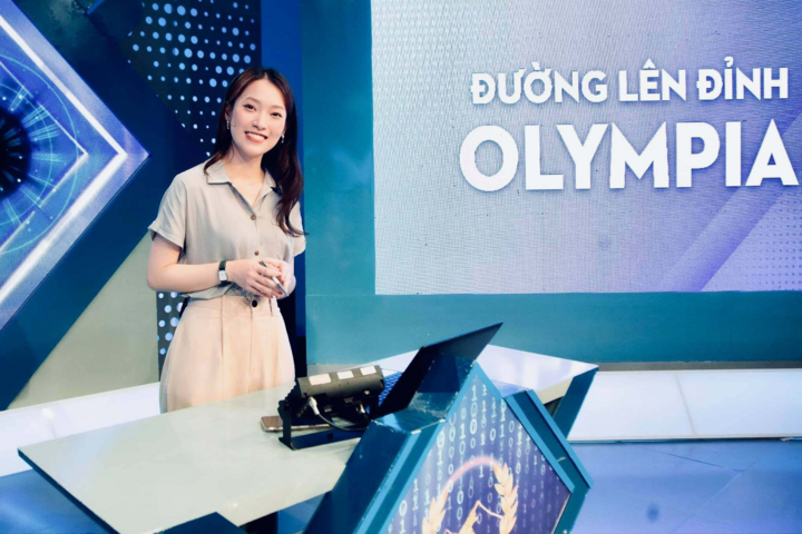 MC mới thay Diệp Chi dẫn 'Đường lên đỉnh Olympia' là ai? - 1