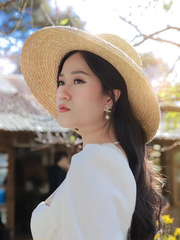 Mẹ Lâm Vỹ Dạ từng là á hậu, nhan sắc kiêu sa