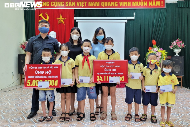 Độc giả VTC News ủng hộ 34 triệu cho học sinh nghèo không có máy tính học online - 1