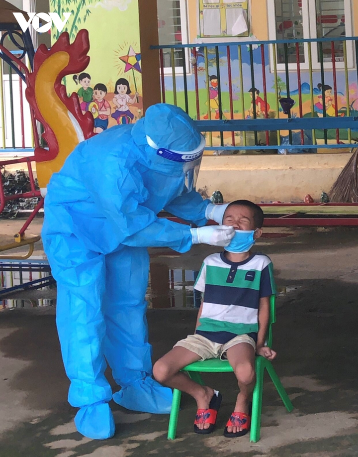 14 ngày không quên của hai cô giáo xứ Nghệ tình nguyện đi cách ly cùng học trò - 1