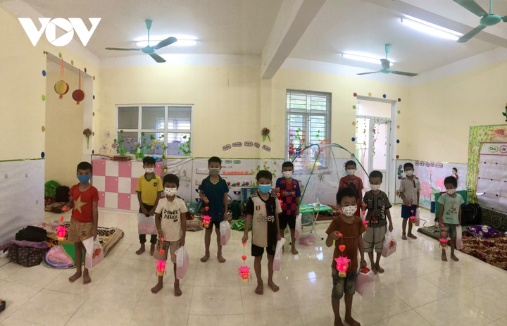 14 ngày không quên của hai cô giáo xứ Nghệ tình nguyện đi cách ly cùng học trò - 2