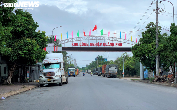 Chủ tịch Quảng Ngãi: 'Khoanh vùng rộng nhưng phong tỏa hẹp nhất có thể' - 2