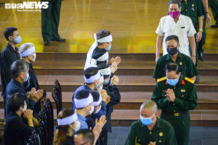 Ảnh: Xúc động lễ tang 'Hùm xám đường số 4' - Trung tá Đặng Văn Việt - 8