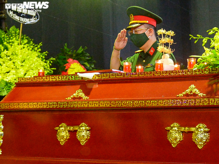 Ảnh: Xúc động lễ tang 'Hùm xám đường số 4' - Trung tá Đặng Văn Việt - 6