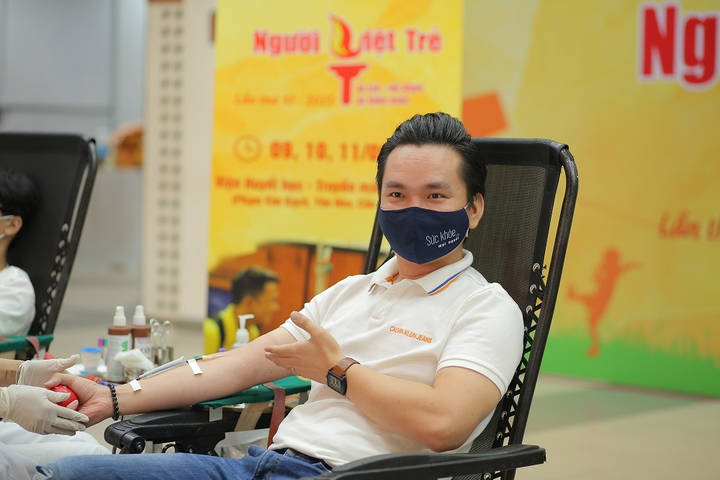Sao Việt hào hứng tham gia 'Ngày hội hiến máu - Người Việt trẻ 2021' - 4