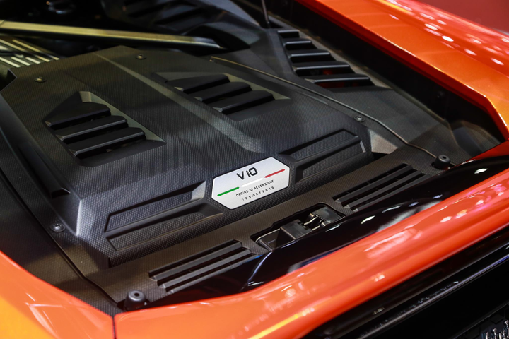 Lamborghini Huracan EVO đầu tiên tại Việt Nam - 9
