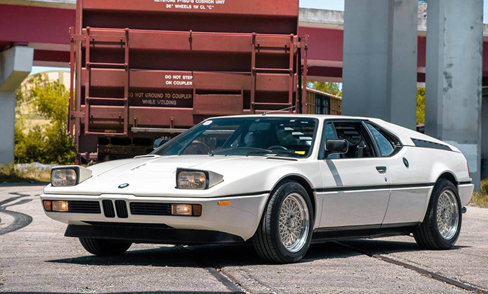 Những mẫu xe có đèn pha cụp-xòe quyến rũ nhất thế giới - 7