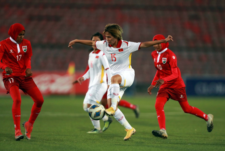 HLV Mai Đức Chung: 'Tuyển nữ Tajikistan có tầm vóc tốt' - 2
