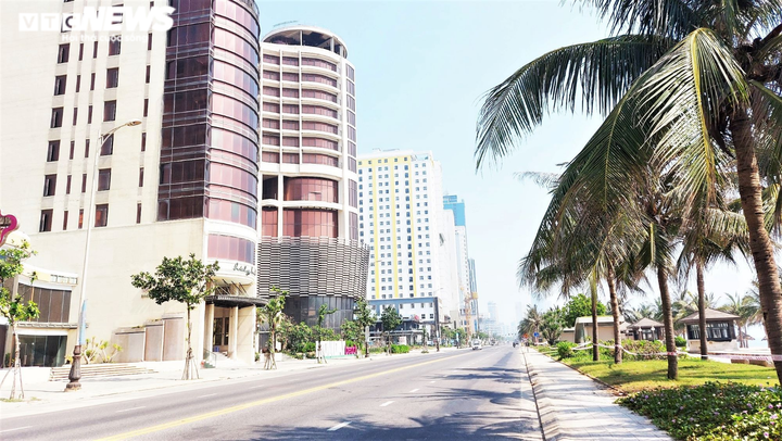 Mở cửa đón khách du lịch, doanh nghiệp băn khoăn giữa 'ngã ba đường' - 3