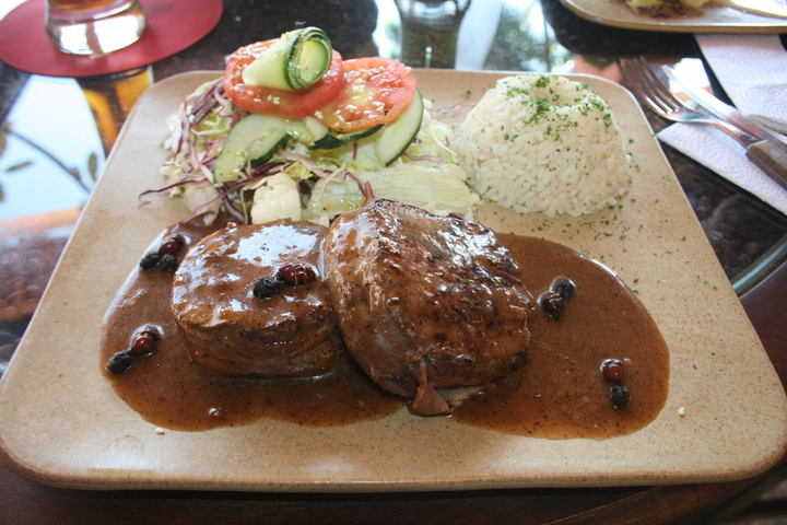 Món kiến 'mông to' kinh dị bậc nhất, người dân vẫn nhai rôm rốp thay cơm - 4