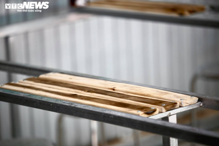 Ảnh: Bên trong nhà máy hoạt động '3 tại chỗ' giữa tâm dịch Bình Dương - 17