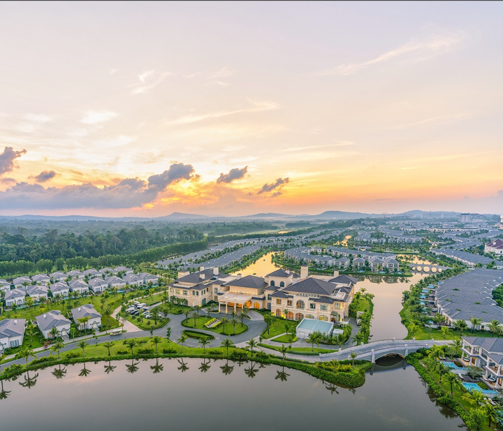 Giới đầu tư săn bất động sản nghỉ dưỡng 'hàng hiệu' Phú Quốc - 1