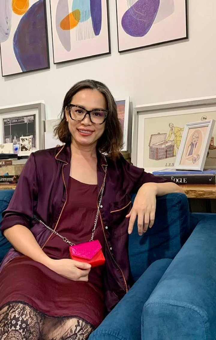 Hoa hậu kỳ lạ nhất Việt Nam: Đẹp 'ngoài khuôn khổ', thoải mái khoe đầu bạc - 9