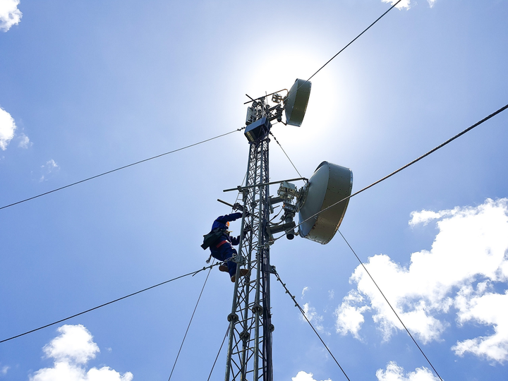 Dự án thôn 'trắng sóng' biển đảo miền Trung của MobiFone về đích sớm - 1