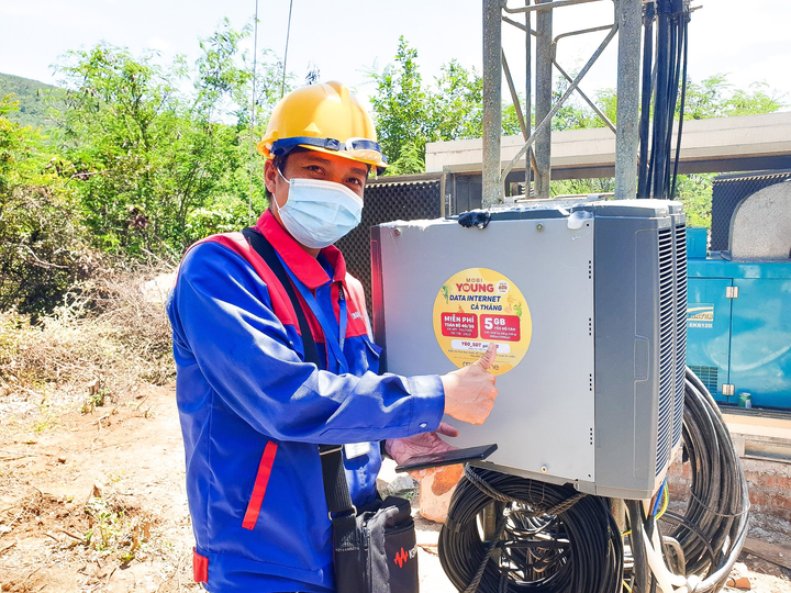 Dự án thôn 'trắng sóng' biển đảo miền Trung của MobiFone về đích sớm - 3