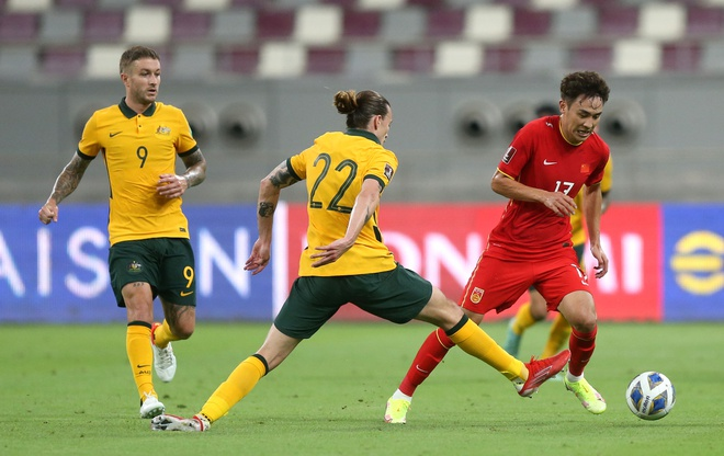 Tiền vệ Trung Quốc: Gặp tuyển Việt Nam, phải dốc toàn lực - 1