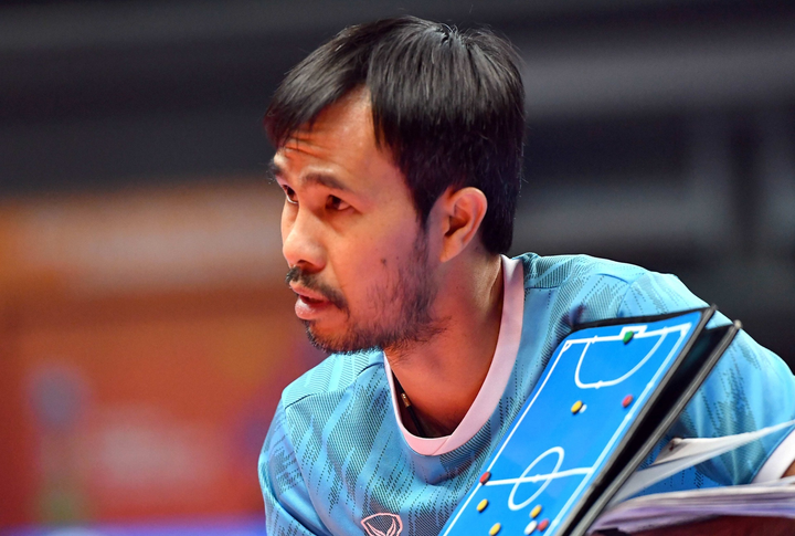 HLV Minh Giang âm tính với SARS-CoV-2, được về nước - 1