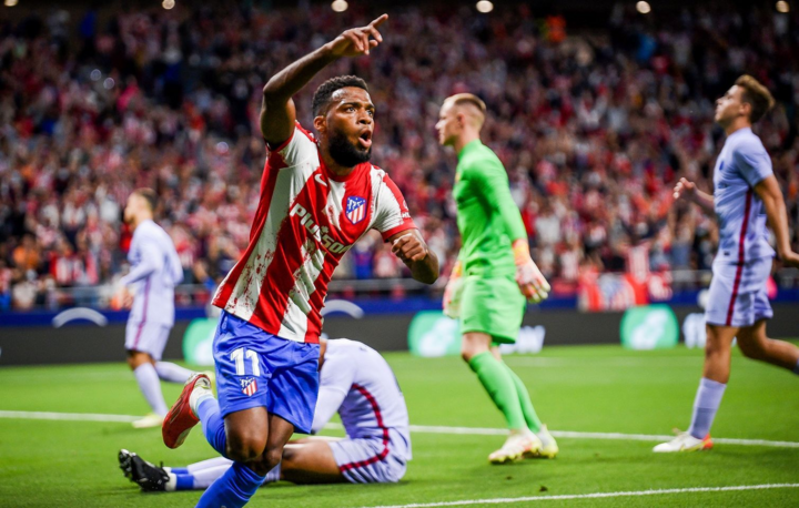 Luis Suarez ghi bàn, Atletico Madrid hạ đo ván Barca - 1