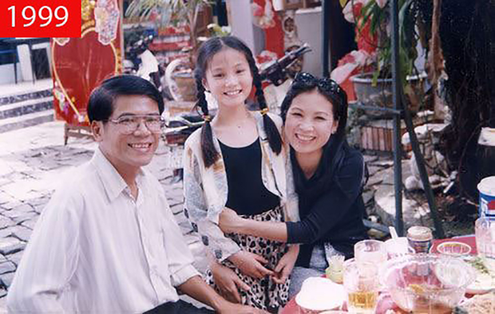 Loạt ảnh thời bé chụp cùng nhiều ngôi sao của Diễm My 9x: Mặt xinh như búp bê - 7