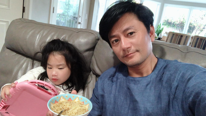 Hào quang 1 thời: 'Jang Dong Gun Việt Nam' kiếm 3 tỷ/phút giờ sống như mơ bên Mỹ - 9