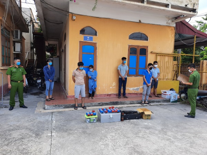 Khởi tố kẻ làm giả giấy xét nghiệm COVID-19 của Bệnh viện Nhi Thái Bình - 2