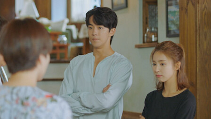 Tâm tình: Vợ cũ của bạn trai cố thân thiết và tốt với em một cách khó hiểu - 1