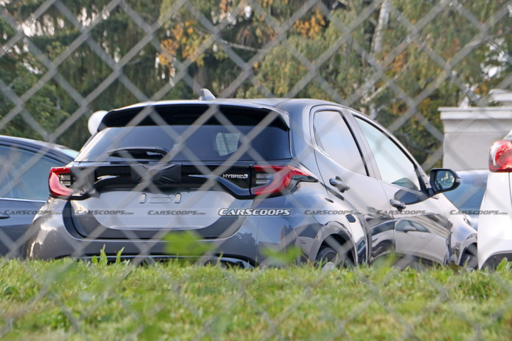 Lộ diện Mazda2 2023, thiết kế tương tự Toyota Yaris - 4