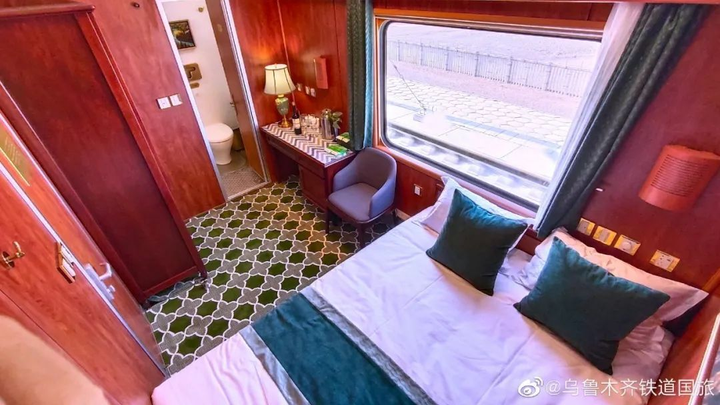 Tàu hỏa Trung Quốc xa hoa như khách sạn 4 sao, giá vé 100 triệu vẫn bán hết - 8
